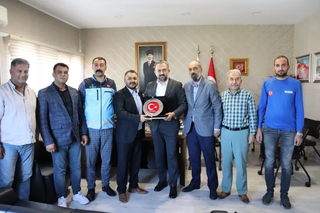 Yesevi Hareketi Heyetimiz, Ankara Ticaret Odası Başkan Vekili Halil İbrahim Yılmaz’ı Ziyaret Etti