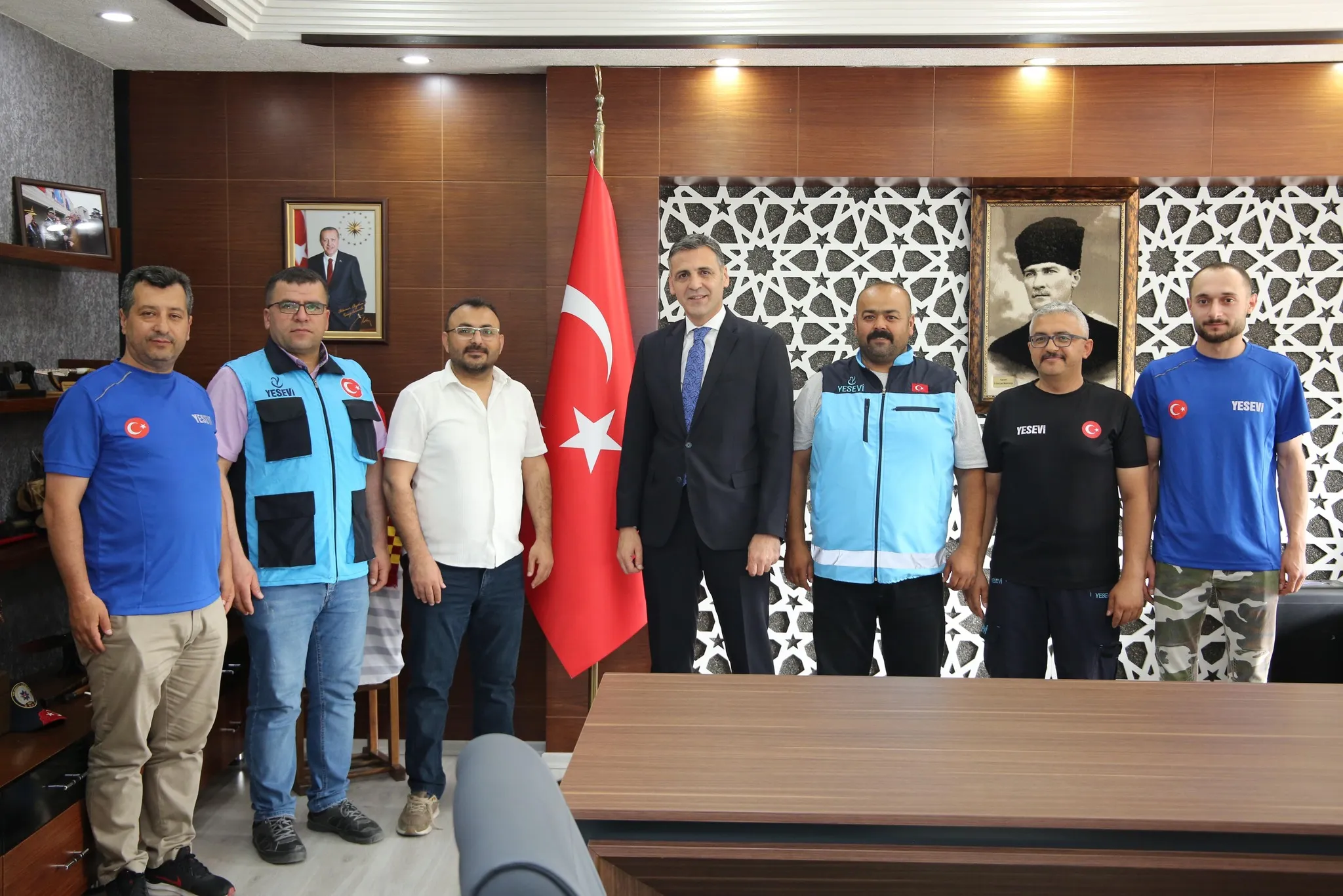 Genel Başkanımız Mahmut Cömert ve Genel Merkez Yöneticilerimiz Kayseri Emniyet Müdürü Atanur Aydın’ı Ziyaret Etti
