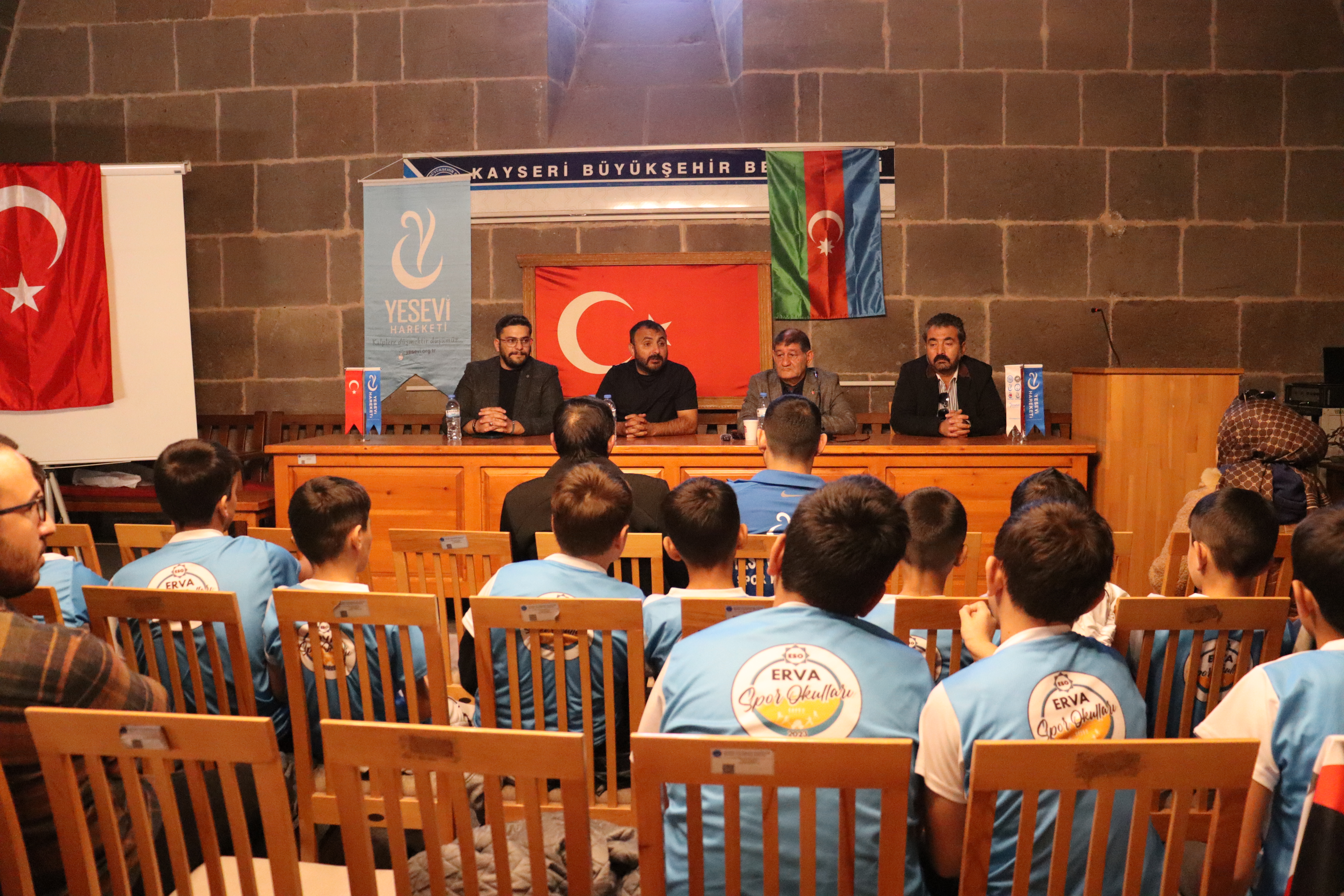 Yesevi Hareketi'nden "Zengezur Yolu: Turan'ın Yolu" Konferansı
