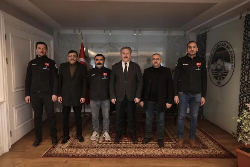 Yesevi Hareketi Heyeti Melikgazi Belediye Başkanı'nı Ziyaret Etti