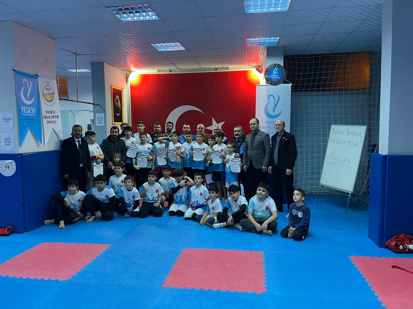Yesevi ERVA Spor Kulübümüzde Kick Boks Kuşak Sınavı Başarıyla Tamamlandı