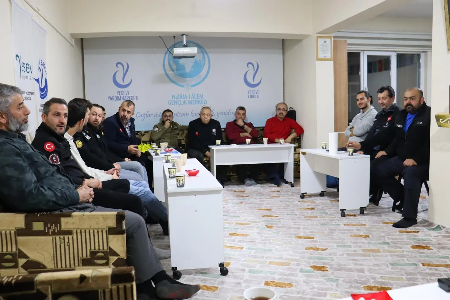 Yesevi Hareketi Arama Kurtarma Ekipleri İstişare Toplantısı Gerçekleştirildi