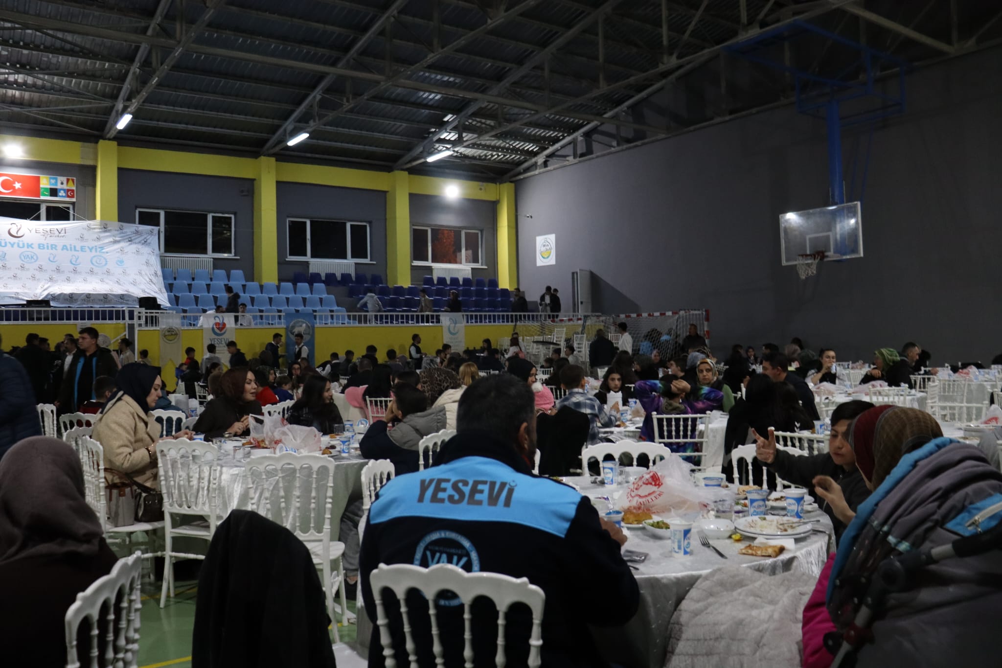 Yesevi Hareketi’nden Sporcular ve Arama Kurtarma Ekipleri İçin İftar Buluşması